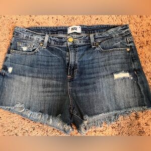 PAIGE Daryn Short Women’s Size 31 Distressed Frayed Hem 2.5” Inseam